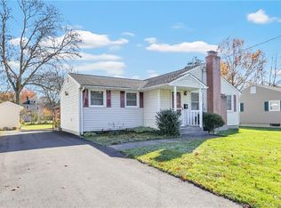202 Somerset St, West Hartford, CT 06110