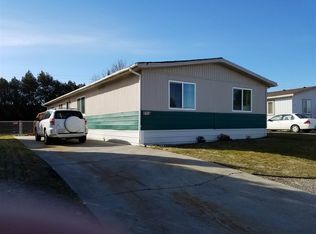 18 Valleyview Cir, Richland, WA 99352