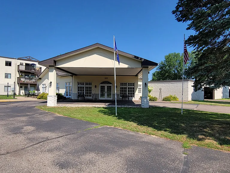 Tantara Apartments — Photo 22