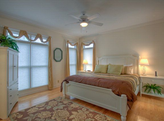 4th image of 22 Coast Cottage Ln