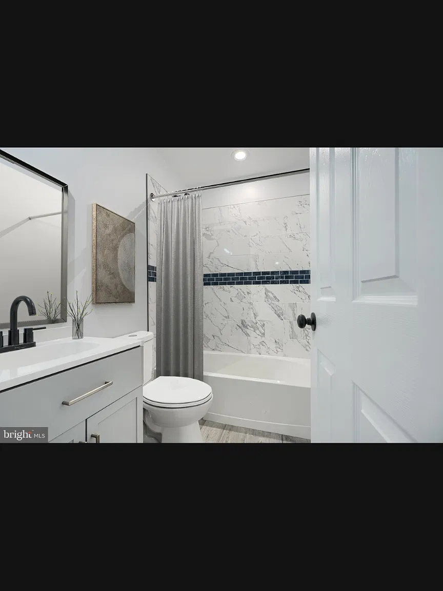 9 Avenal Rd — Photo 1