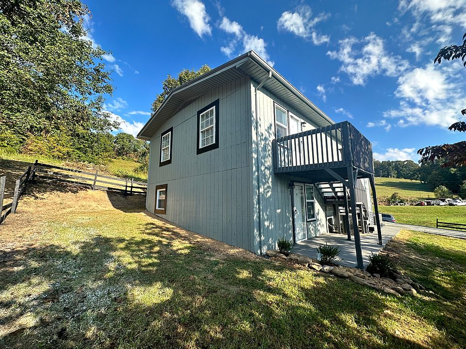 1st image of 361 Barnett Dr #4