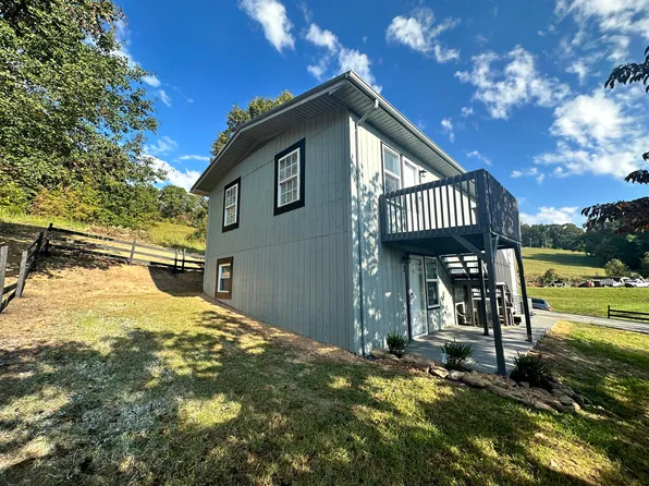 361 Barnett Dr #4, Kingsport, TN 37664