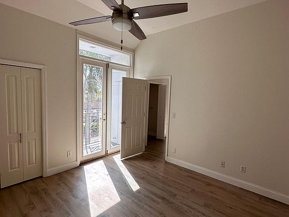 3rd image of 898 5th Ave S #302