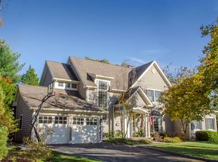 27 E Hartshorn Dr, Short Hills, NJ 07078