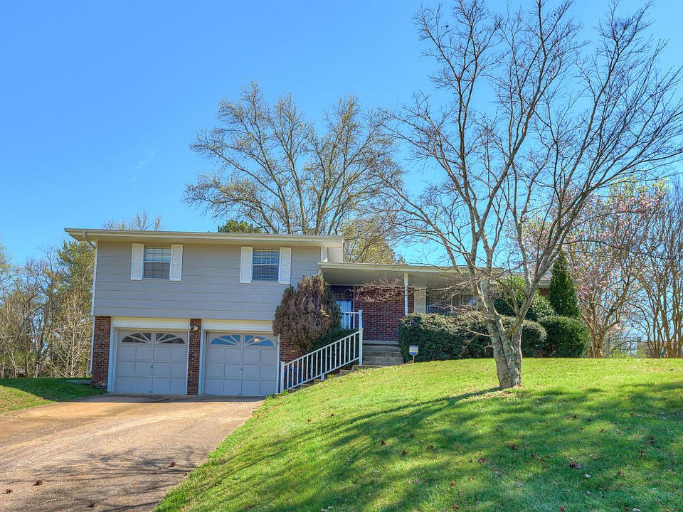 1st image of 4614 Lake Haven Dr