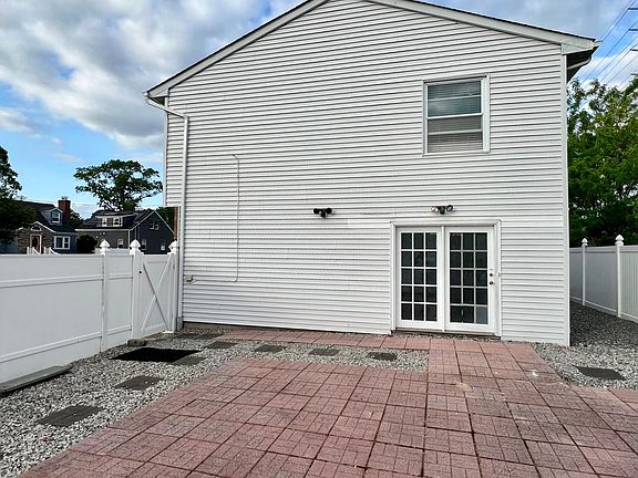 2nd image of 1774 Bedford Ave
