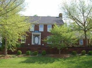 1608 Heathcliff Rd, High Point, NC 27262