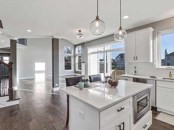 3rd image of 5223 E Greenshire Cir