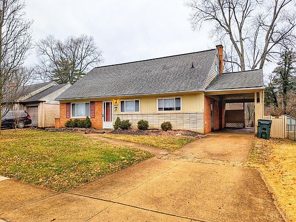 2nd image of 8829 Mockingbird Ln