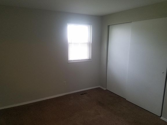5th image of 7225 Carmelita Dr