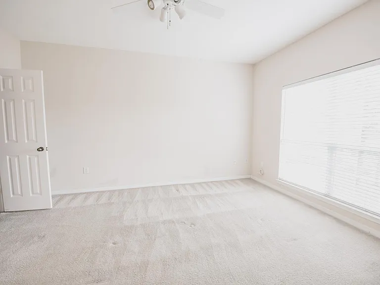 7800 Point Meadows Dr #1528 — Photo 6
