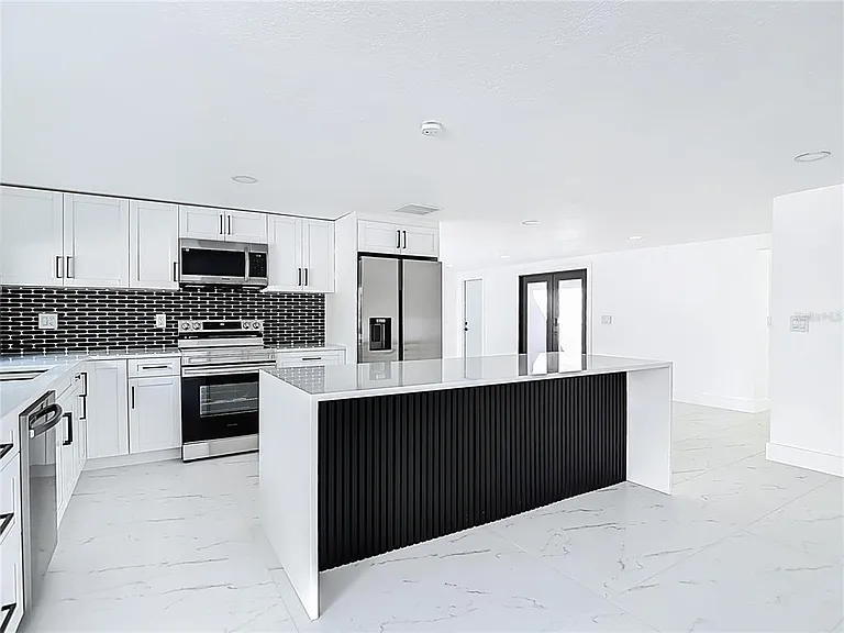 9920 San Mateo Way — Photo 14