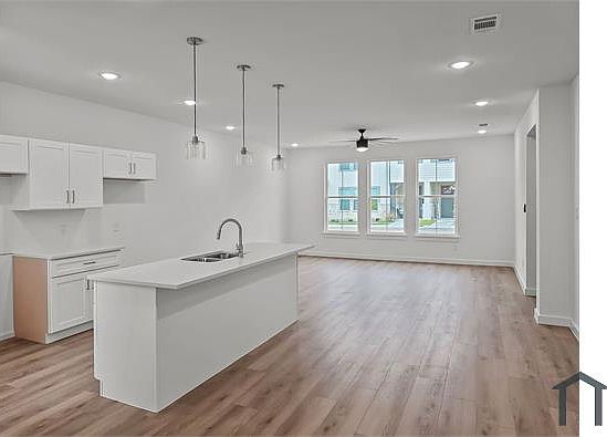 2nd image of 9532 Thorncrown Ln #0