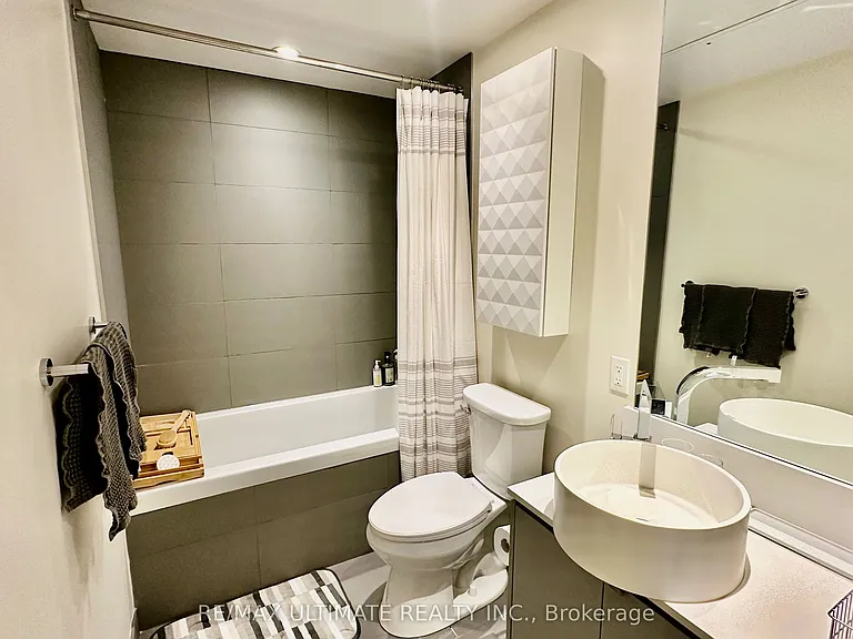 60 Colborne St #217 — Photo 11