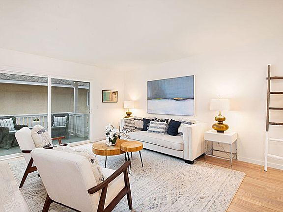 3rd image of 3663 San Remo Dr APT 2I