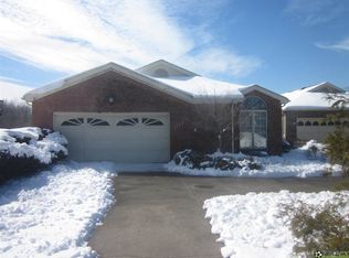 1172 Coles Dr, Columbus, IN 47201