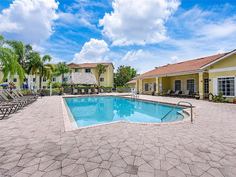8294 Key Royal Cir #1631 — Photo 38