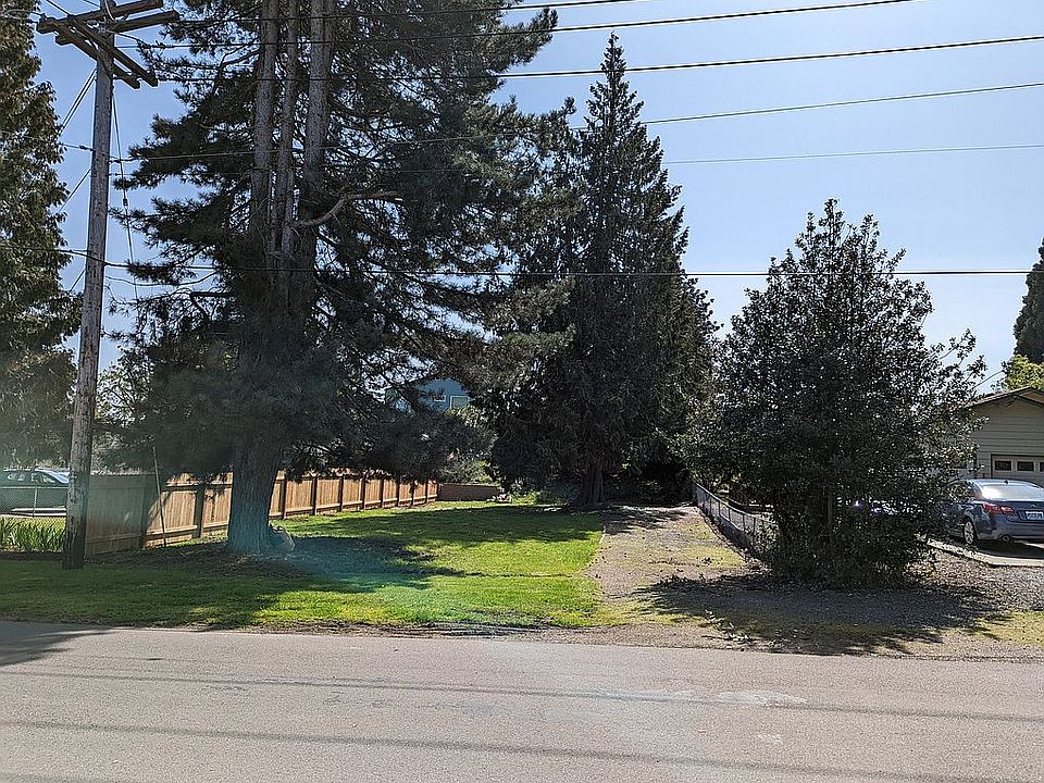 1st image of 2350 Cambridge St