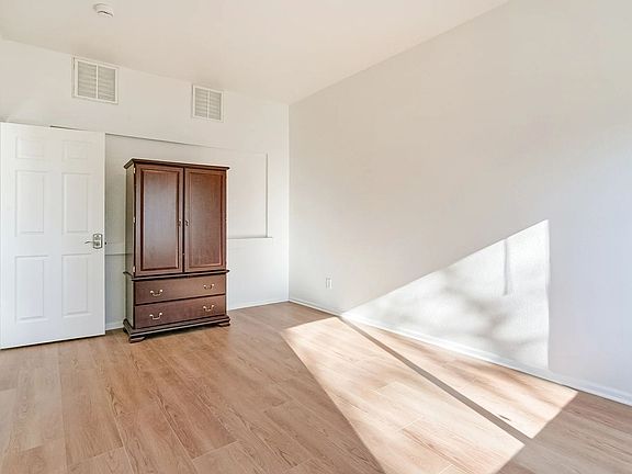 2nd image of 5178 N Netherland St #1