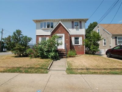 190 Jefferson Street, Franklin Square, NY, 11010