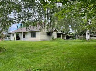 822 NW 1st St, Enterprise, OR 97828