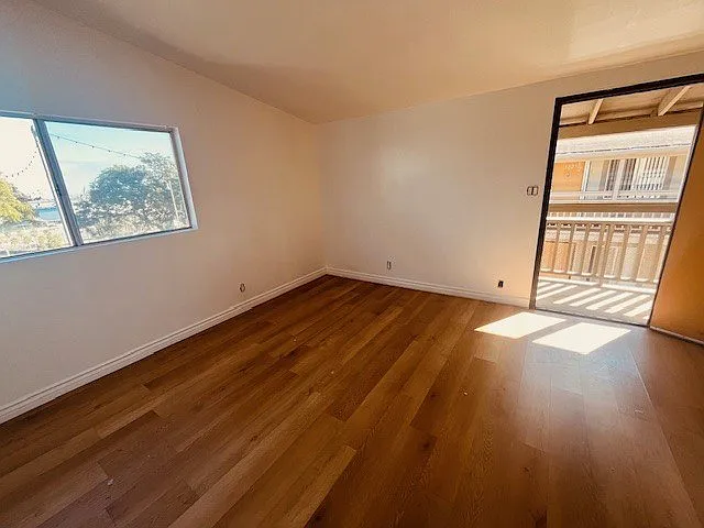 123 W 12th St (Beacon Harbor View, LLC) — Photo 20