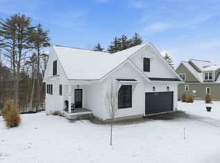 76 Lady Walsingham Way, Laconia, NH 03246