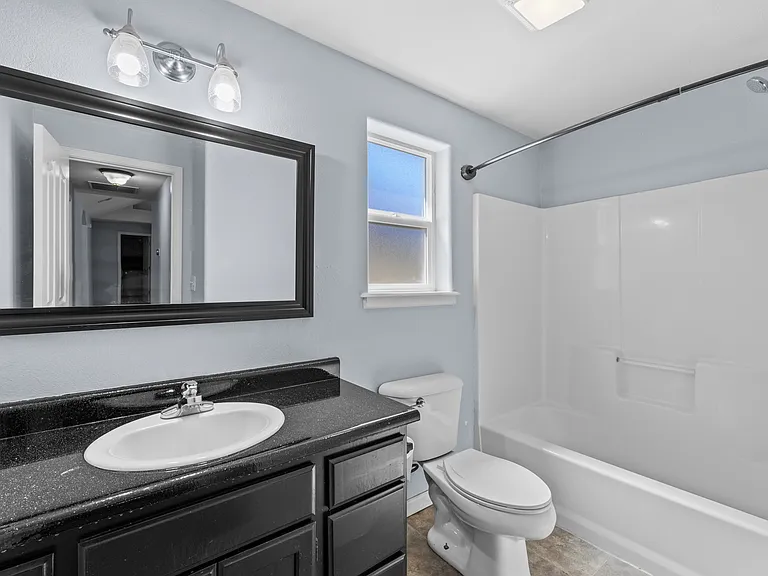 1016 Birmingham St — Photo 21