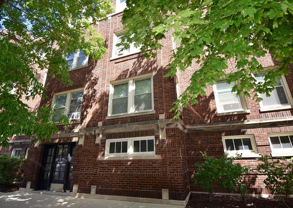 1st image of 6207 N Glenwood Ave #2-6211