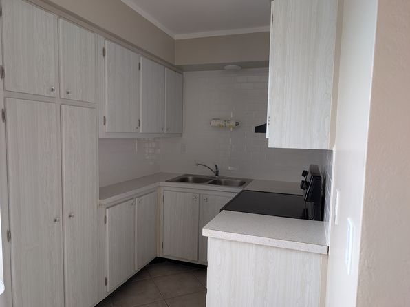 1000 66th St N APT 10
