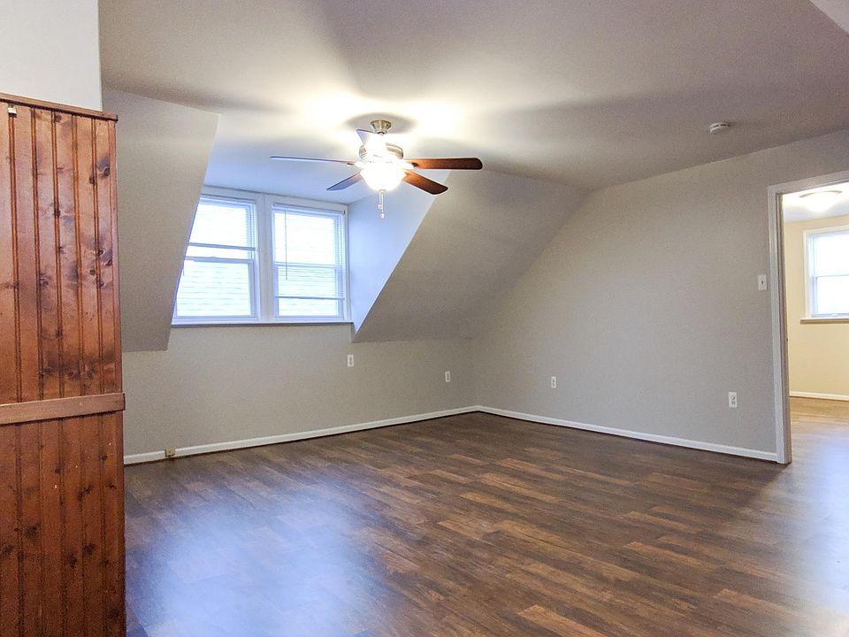 1st image of 9800 Dequindre St Unit B