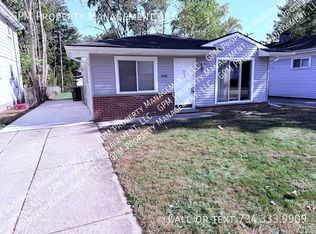 19918 Rensellor St, Livonia, MI 48152