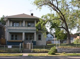 921 Hudson Rd, Saint Paul, MN 55106