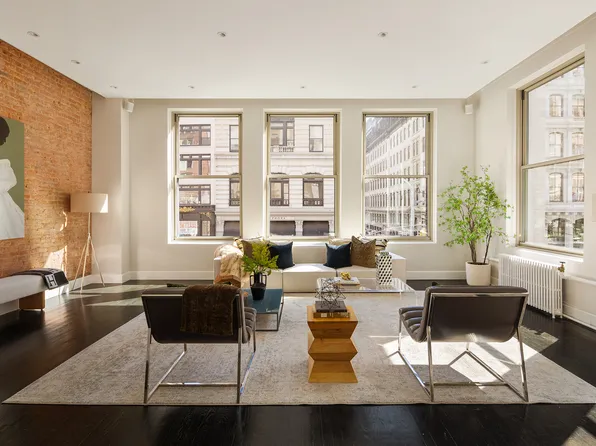 142 5th Avenue image 1 of 16