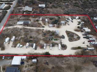 1574 Westward Trl, Uvalde, TX 78801