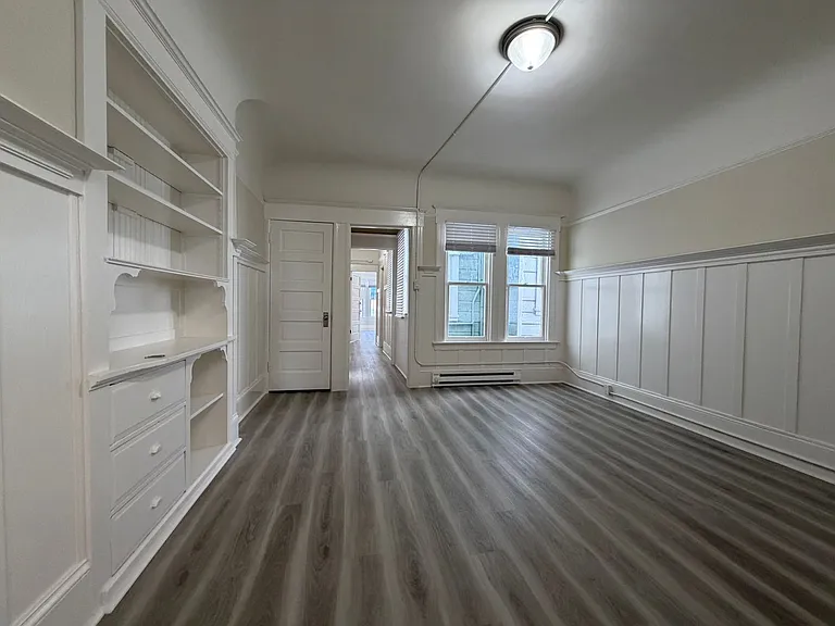 569 Minna St #569 — Photo 1