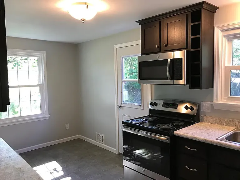 719 Turk Hill Rd #719 — Photo 3