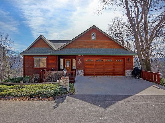 3rd image of 27649 Saint Bernard Ln