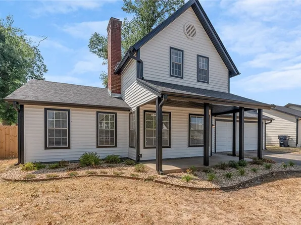 2408 W Mulberry St, Rogers, AR 72758