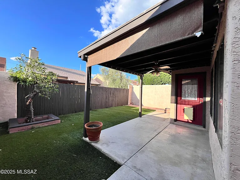 9757 E 2nd St — Photo 17