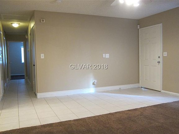 3rd image of 1325 Elaine Dr