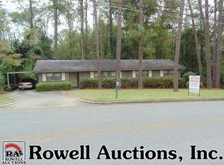56 Pine Valley Cir, Moultrie, GA 31768