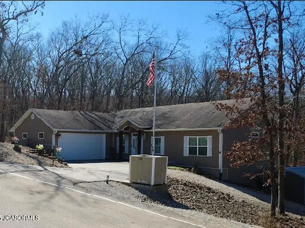 68 Maplewood Ct, Lake Ozark, MO 65049