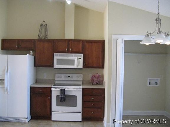 4th image of 2320 A Saddleback Dr