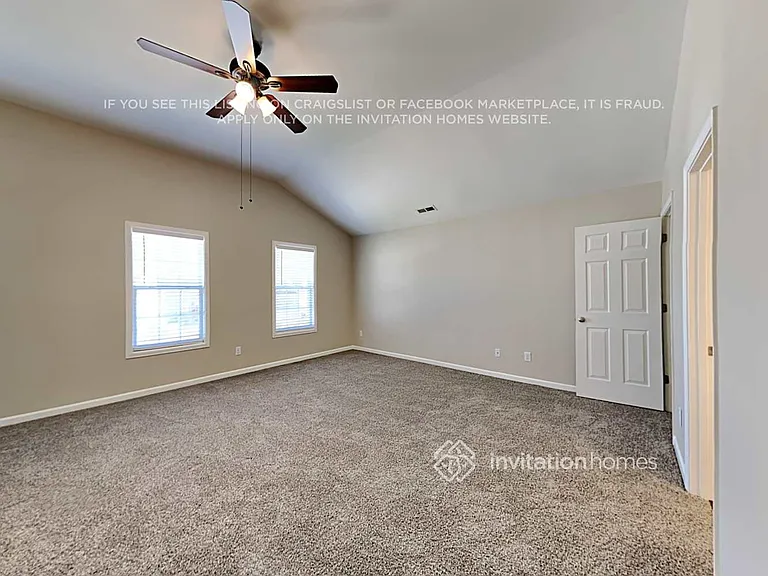 711 Alberta Ct — Photo 11