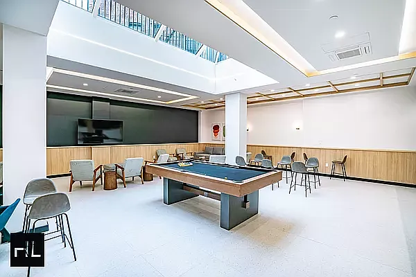 Rented by Highline Residential | media 32