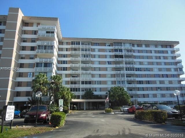 1st image of 4200 Hillcrest Dr APT 209
