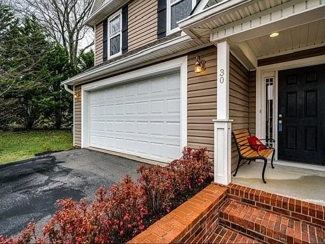 30 Mackay Ln — Photo 3