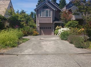 3245 43rd Ave W, Seattle, WA 98199
